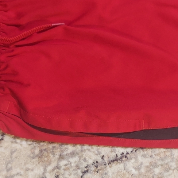 Nike athletes shorts Size S - Picture 2 of 9